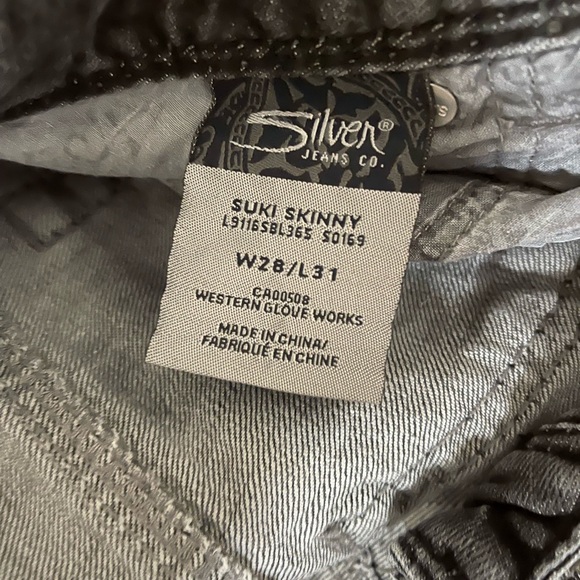 Silver jeans like new condition - Picture 3 of 3